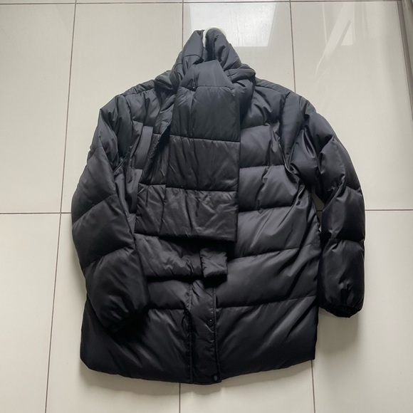 MISSPAP BLACK WINTER PUFFER JACKET WITH MATCHING SCARF - Picture 3 of 4